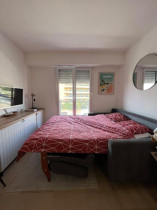 Studio Lumineux A 2 Mn A Pied De La Plage Канни Екстер'єр фото