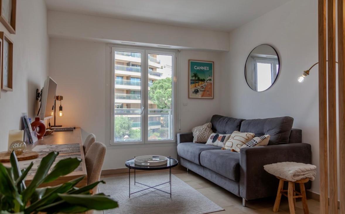Studio Lumineux A 2 Mn A Pied De La Plage Канни Екстер'єр фото